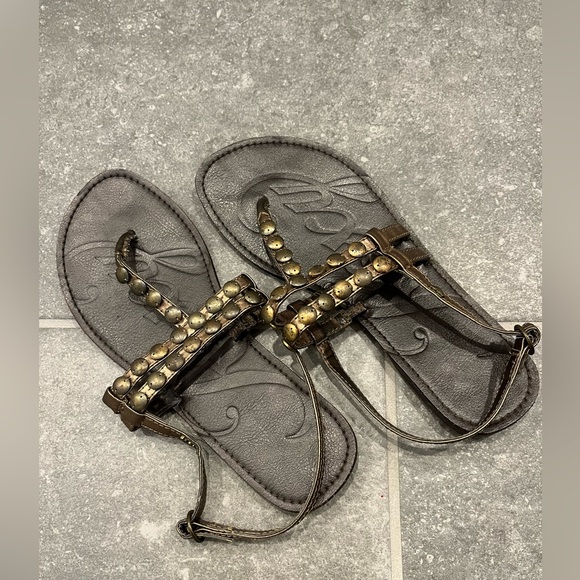 Roxy Strappy Flat Sandals - Picture 3 of 4